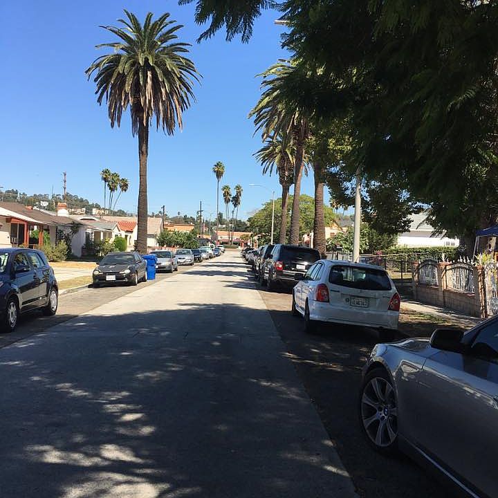 2nd image of 3315 Thelma Ave