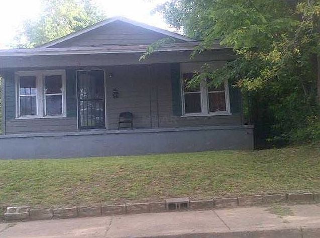 2nd image of 1464 South Ave