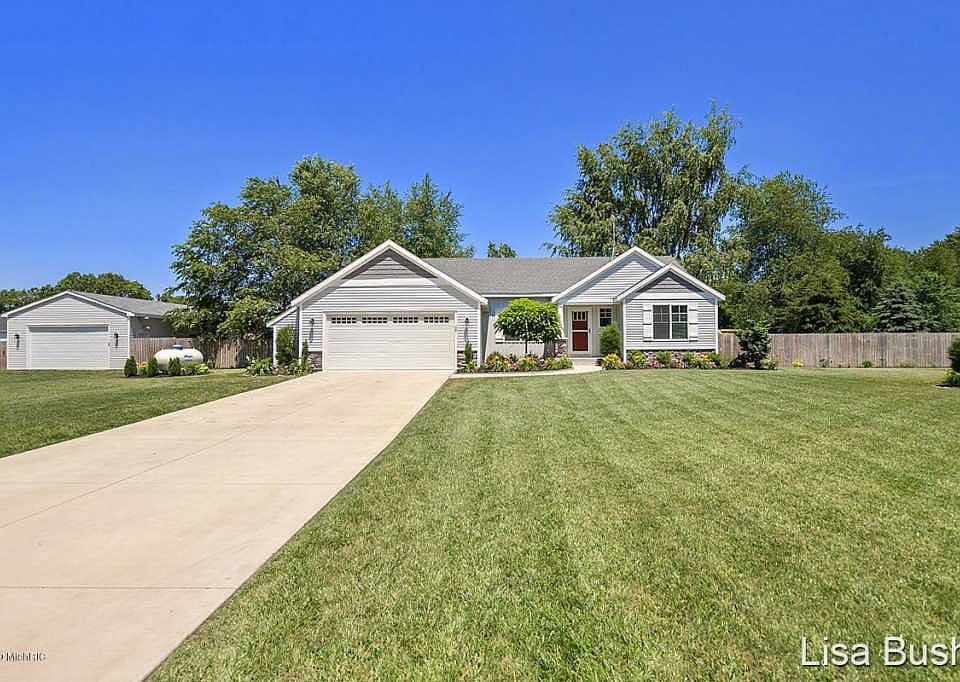 1st image of 4500 Foxmoor Ct