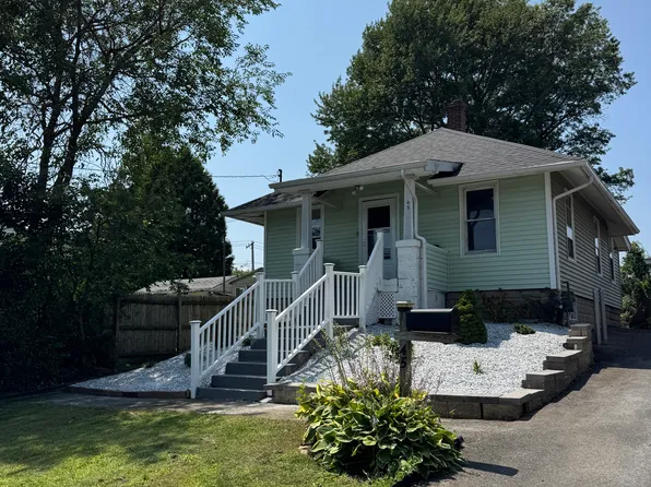 45 Henry Ave, Stratford, CT 06614