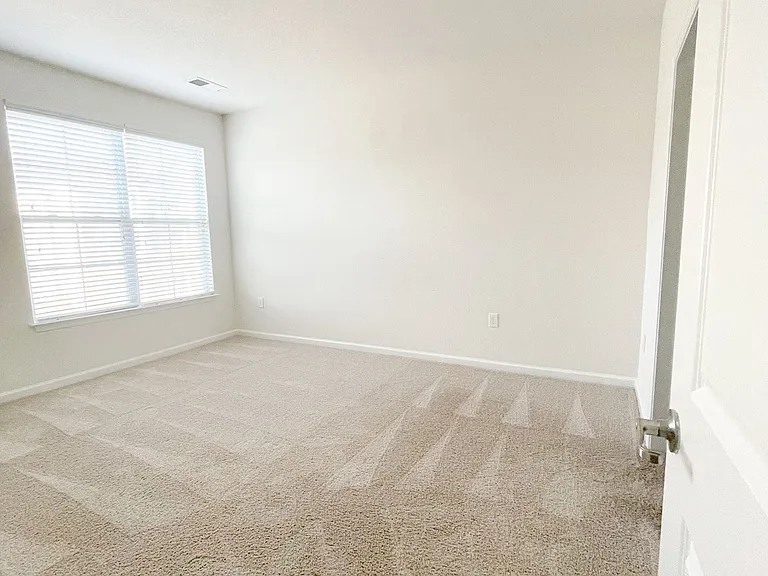 Belmont at Tryon Apartments — Photo 201
