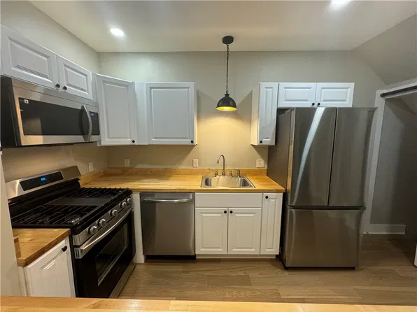 3830 East St, Pittsburgh, PA 15214
