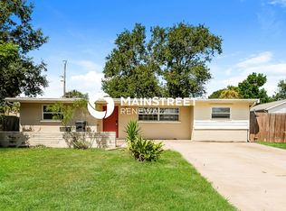 5820 21st St W, Bradenton, FL 34207