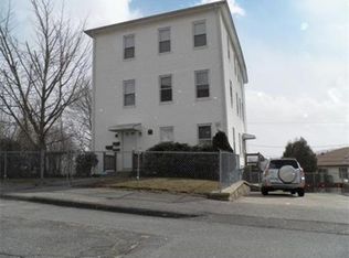 31 Esther St #3, Worcester, MA 01607