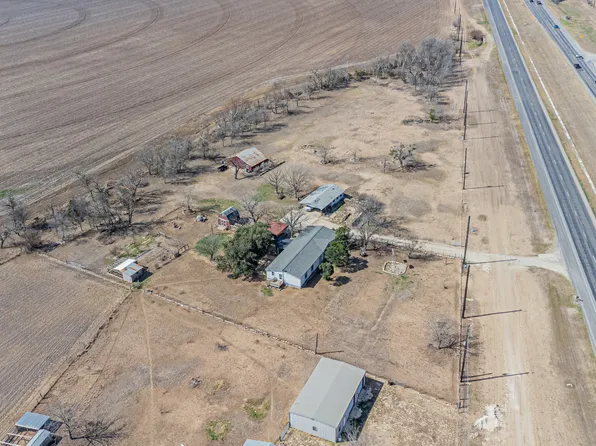 3100 HWY 90 E, Castroville, TX 78009