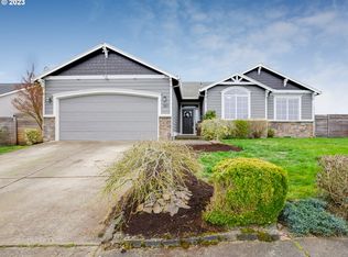 301 Trout St, Molalla, OR 97038