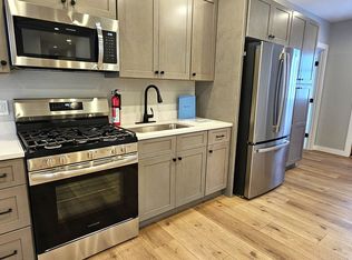 202 East Ave #1, Burlington, VT 05401