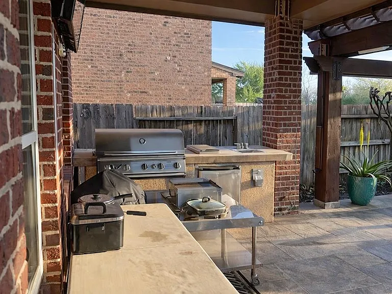 4415 Rolling Field Ln — Photo 33