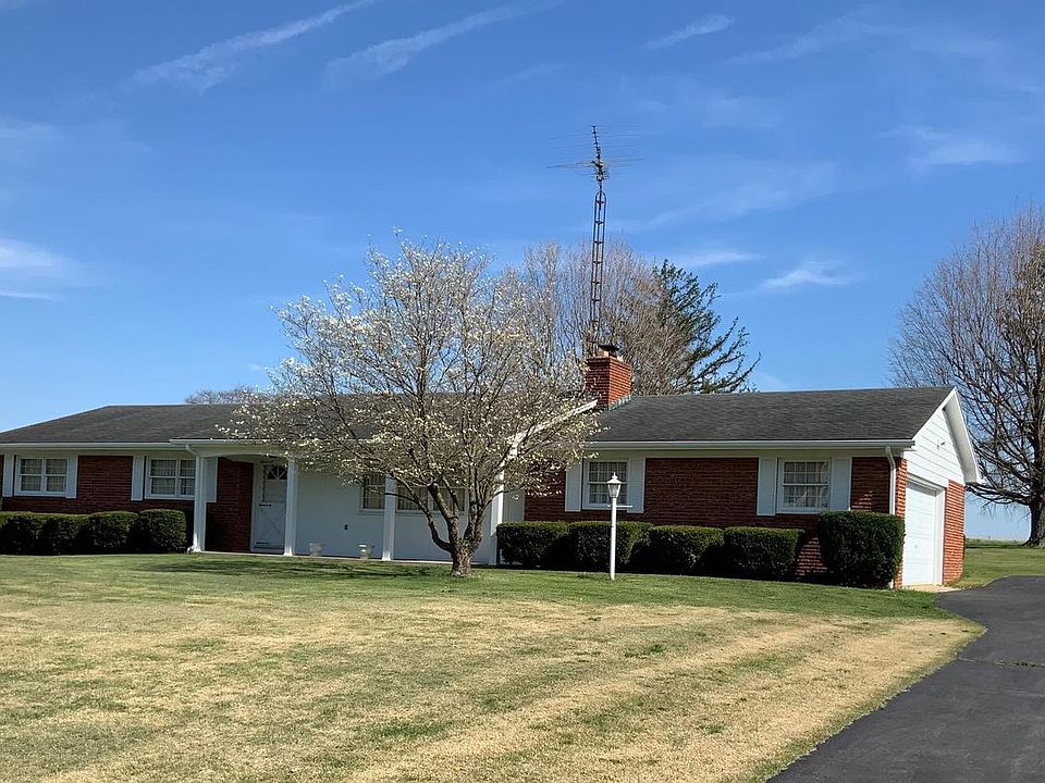 1st image of 3899 Winchester Ave