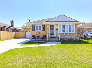 8501 W Sunnyside Ave, Chicago, IL