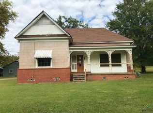 310 Walnut St, Naples, TX 75568