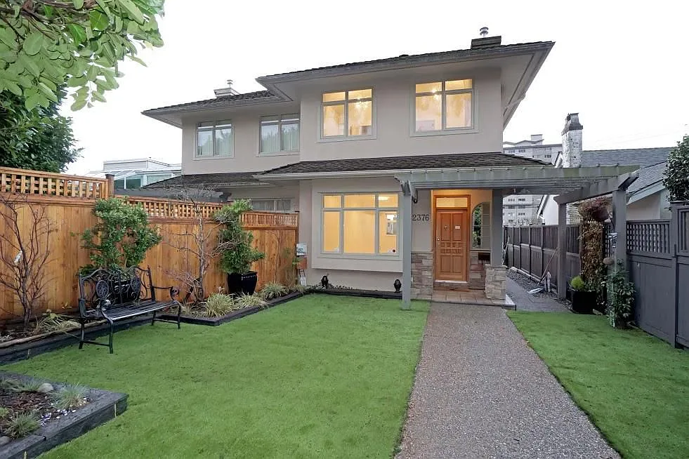 2376 Marine Drive, West Vancouver — Photo 1