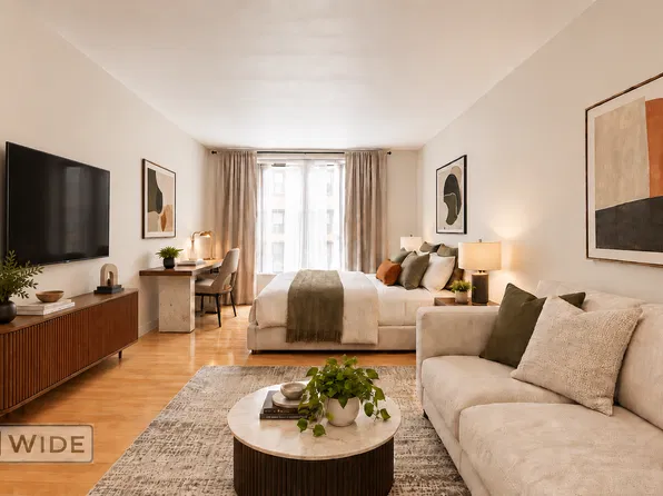326 Columbus Avenue image 1 of 7