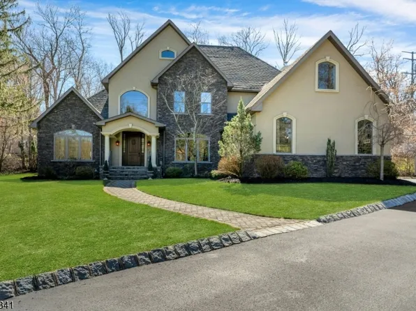 916 VALLEY ROAD, Watchung Boro, NJ 07069