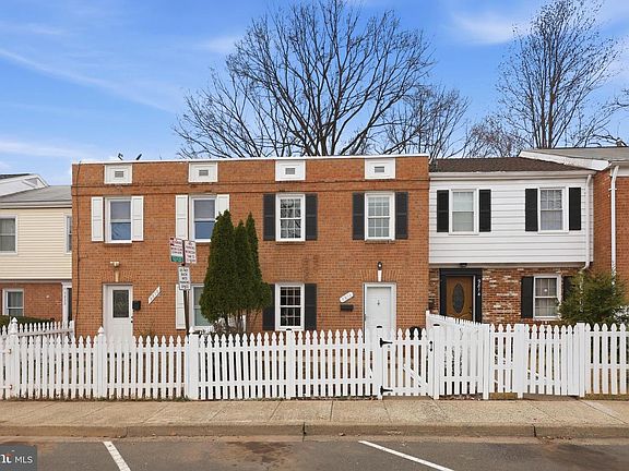 2nd image of 9816 Buckner Rd