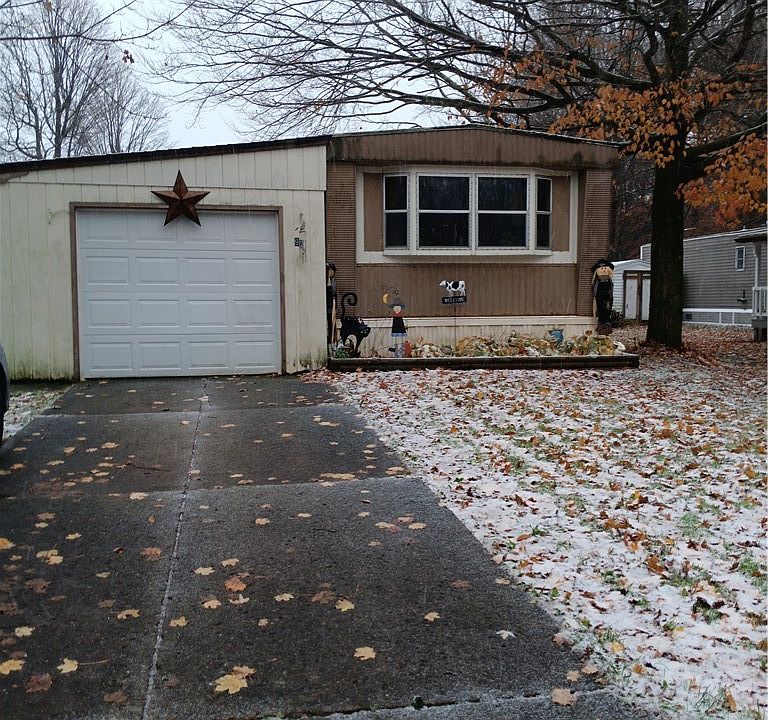 1st image of 97 Bush Gdns
