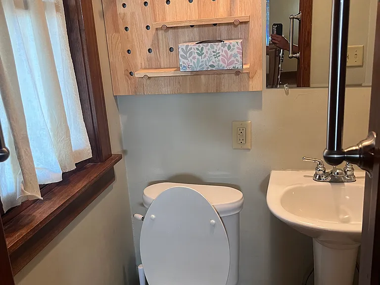 921 Pearl St — Photo 17