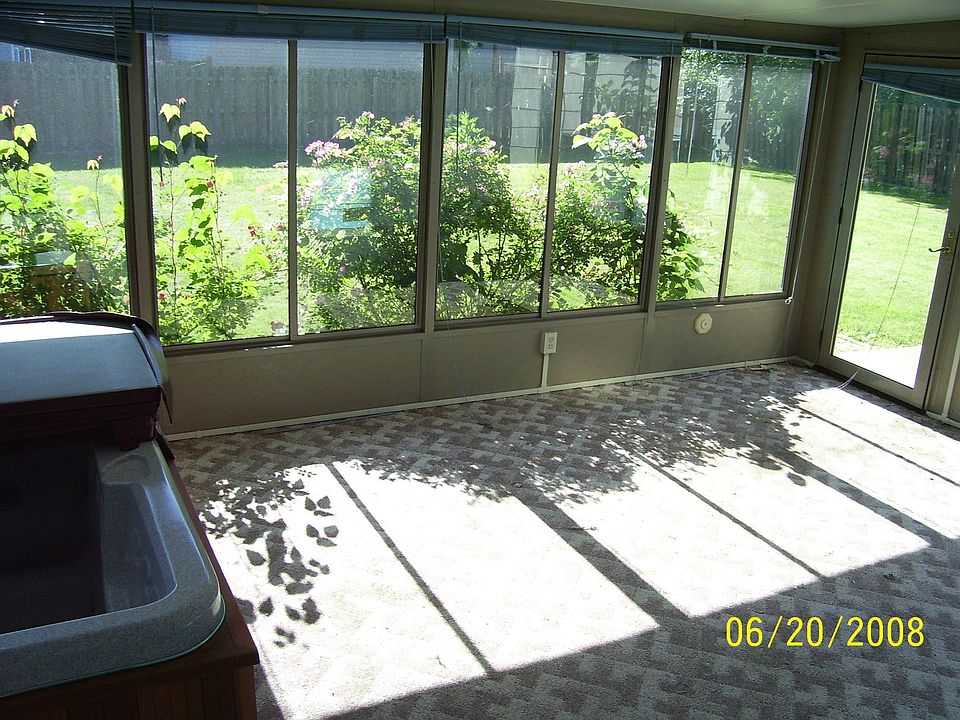 2nd image of 6457 Ridge Plaza Dr