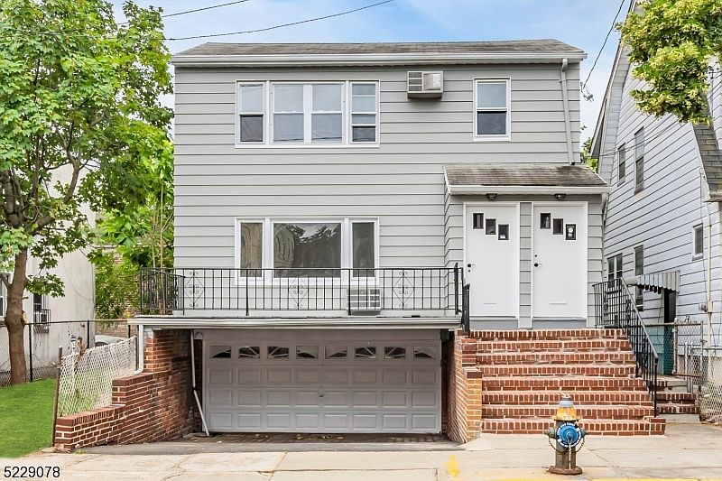 1st image of 87 Melville Pl