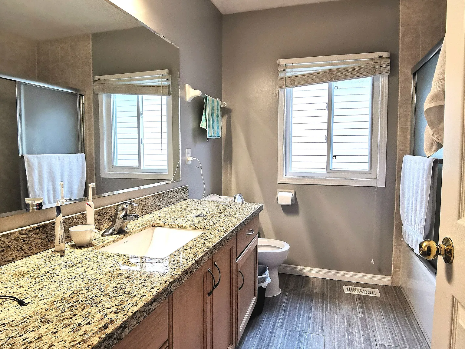 4 bed, $2,895 — Photo 2