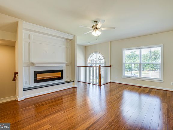 5th image of 70 Andrews Pl