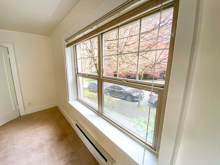 Belmont Apartments — Photo 5