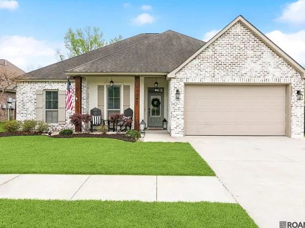 11340 Oak Run Dr, Geismar, LA 70734