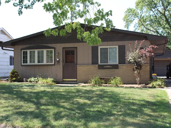 920 Sunnyside Ave, Thornton, IL 60476