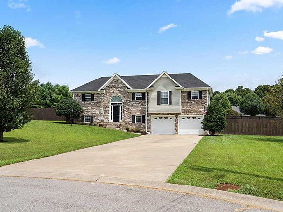 2nd image of 4021 Lakewood Dr