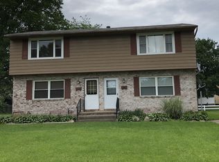 1031-1033 Ward Ave, Girard, OH 44420