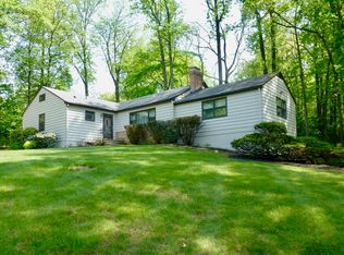6 Webster Dr, Berkeley Heights, NJ 07922