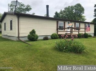 7451 E Cloverdale Rd, Nashville, MI 49073