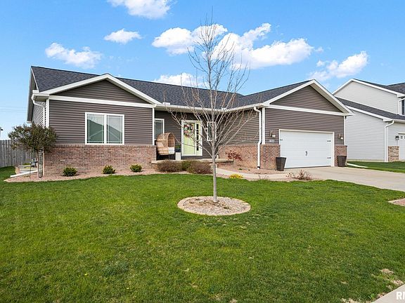 2nd image of 1403 Westminster Dr