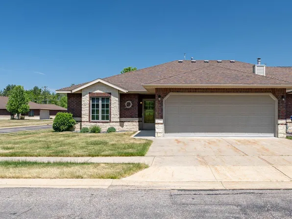 2016 BLUEBELL LANE, Stevens Point, WI 54482