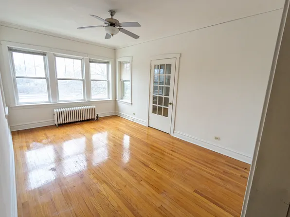 6779 N Olmsted Ave #2, Chicago, IL 60631