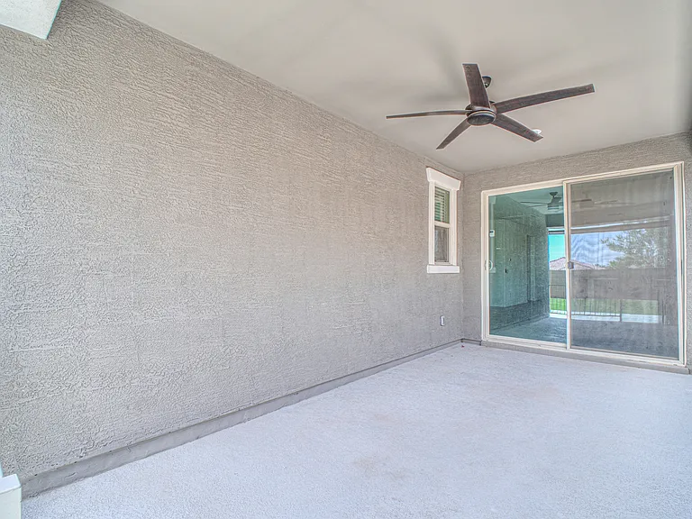 1793 N Westfall Ln — Photo 35