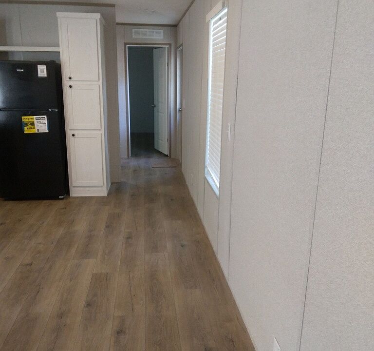 2nd image of 703 Plantation Rd