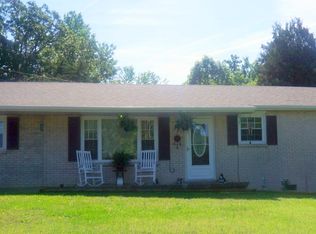 384 Norris Hancock Rd, Big Rock, TN 37023