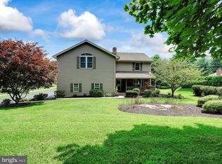 156 Maple Ln, Lebanon, PA 17042