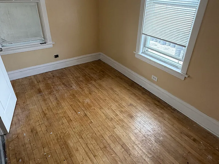 4334 S Western Ave #2 — Photo 5