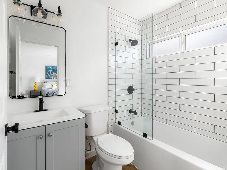 3400 Somerset Dr #3404-1/2 — Photo 7