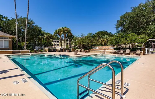 29 Arbor Club Dr #209 Photo 1