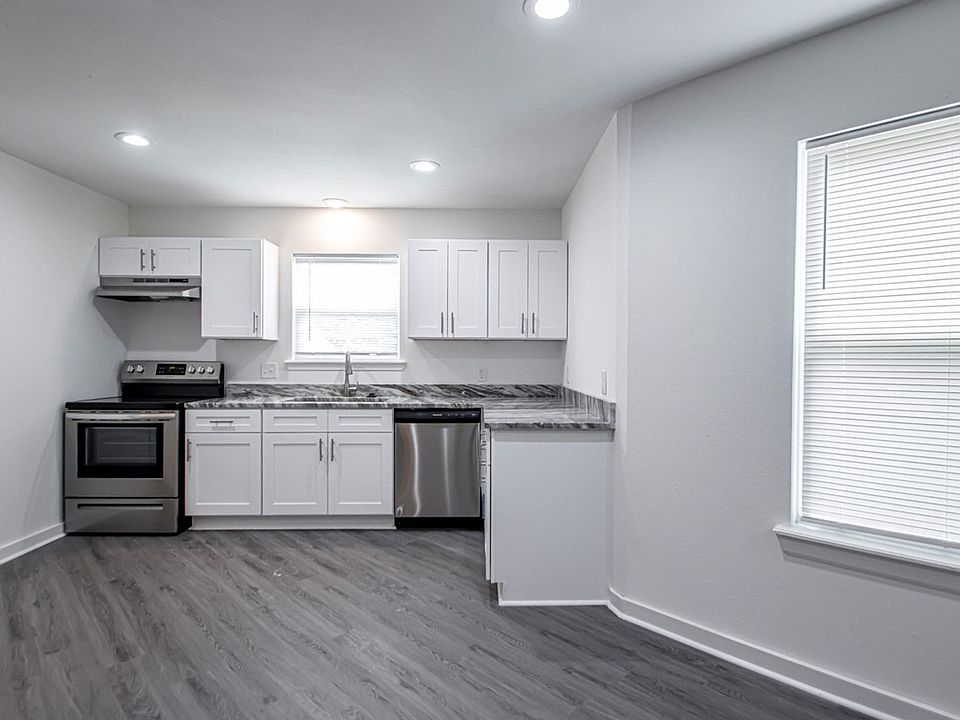1st image of 21 Towne Park Ct APT 3