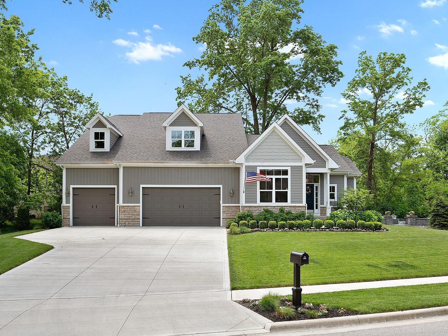 445 Hamilton Ct, Gahanna, OH 43230 Zillow