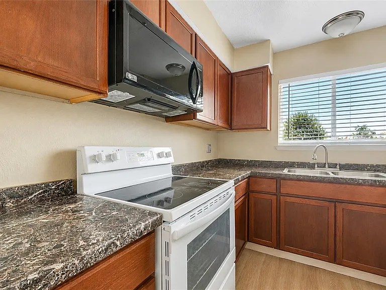 11923 Loveland Pass Dr — Photo 22