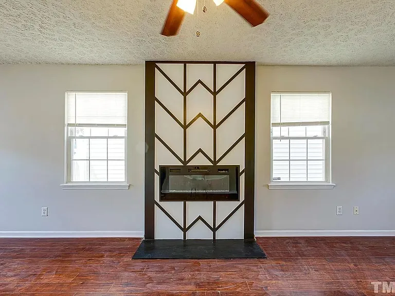 3615 Sana Ct — Photo 18