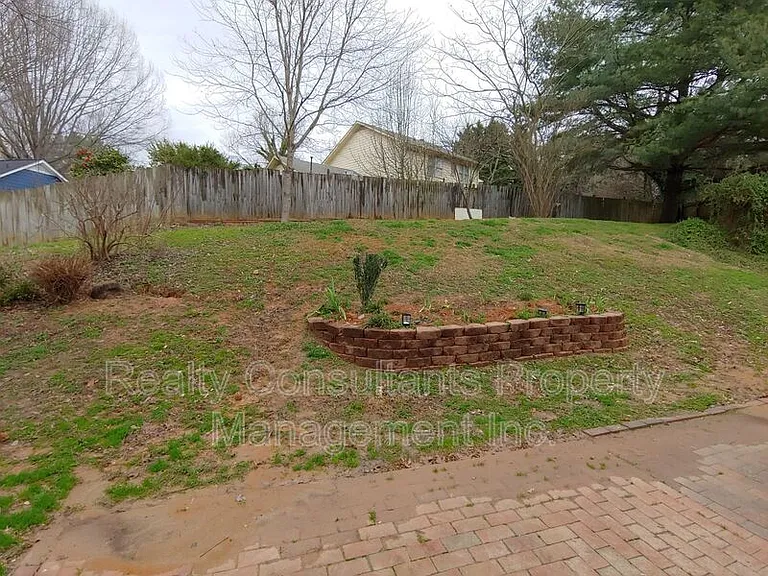 3310 Mill Spring Ct — Photo 26