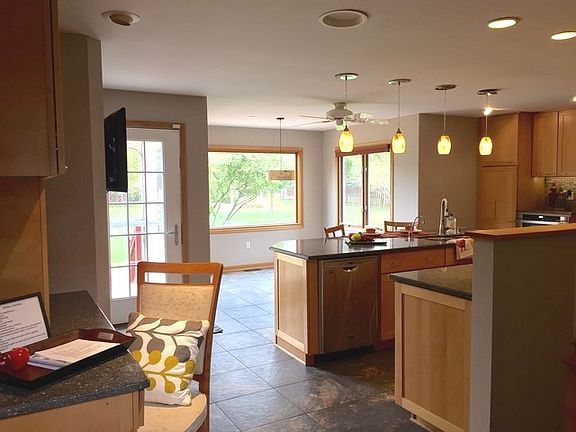 2nd image of 1831 W Forestview Dr #1831