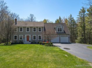 10 Stonewall Dr, Cumberland, ME 04021