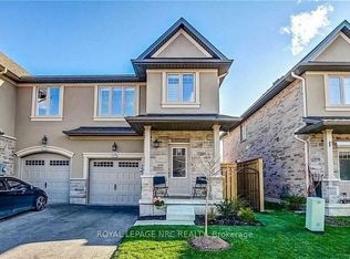 98 Shoreview Pl W #14, Hamilton, ON L8E 0J4